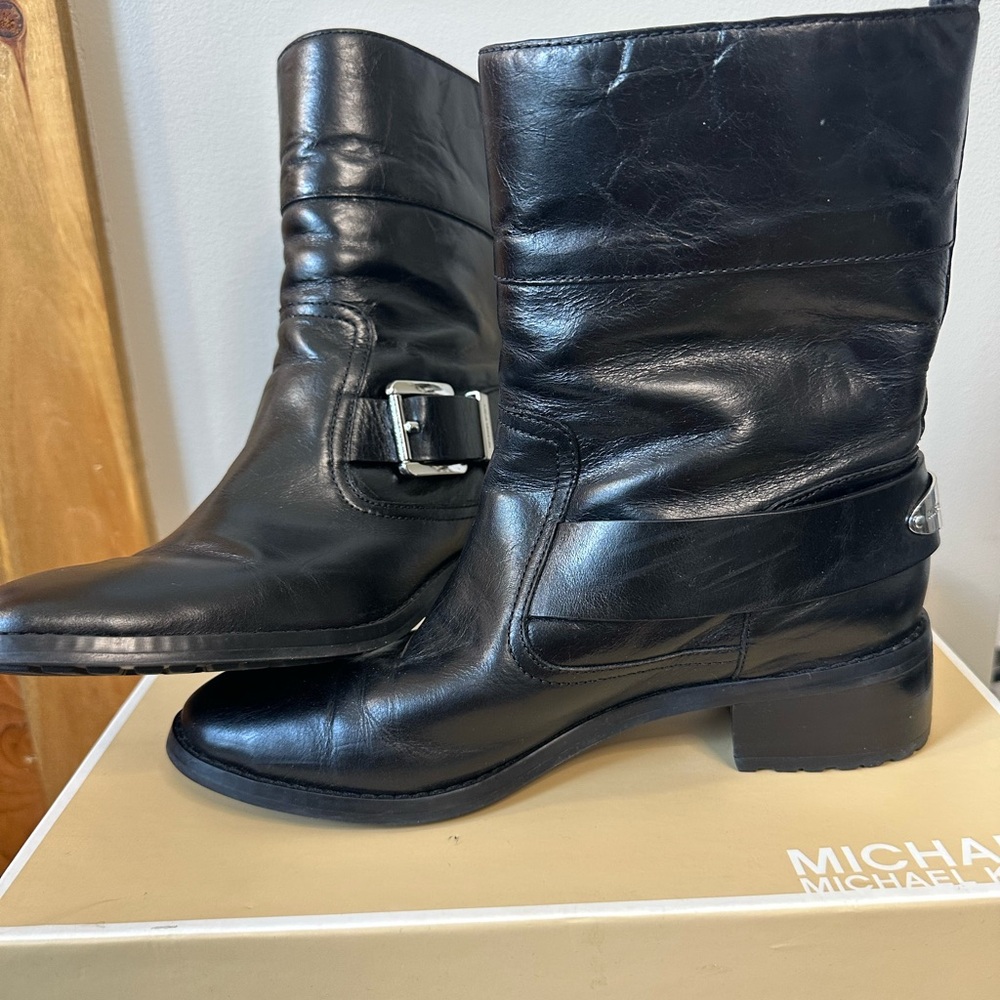Michael Kors Black Leather Ankle Boots - Picture 9 of 10